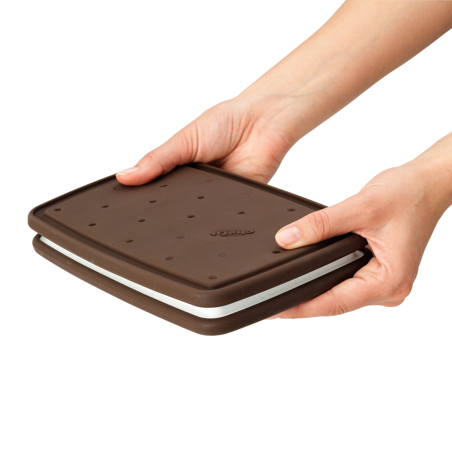 Sweet Spot Ice Cream Sandwich Maker in Black